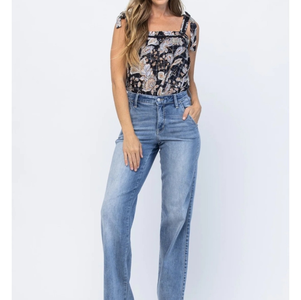 EUC,  Size 18W Judy Blue Mid Rise Wide Hem Wide Leg Fit Denim
